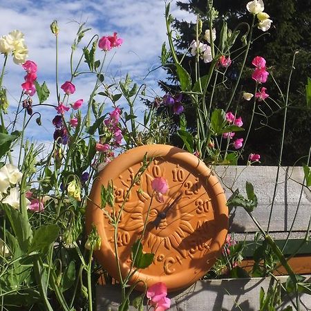 Bed and Breakfast Roth Ach Avoch Екстер'єр фото